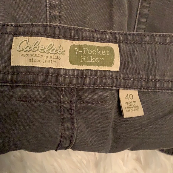 Cabelas 7 pocket hiker cargo shorts size 40 - Picture 6 of 6